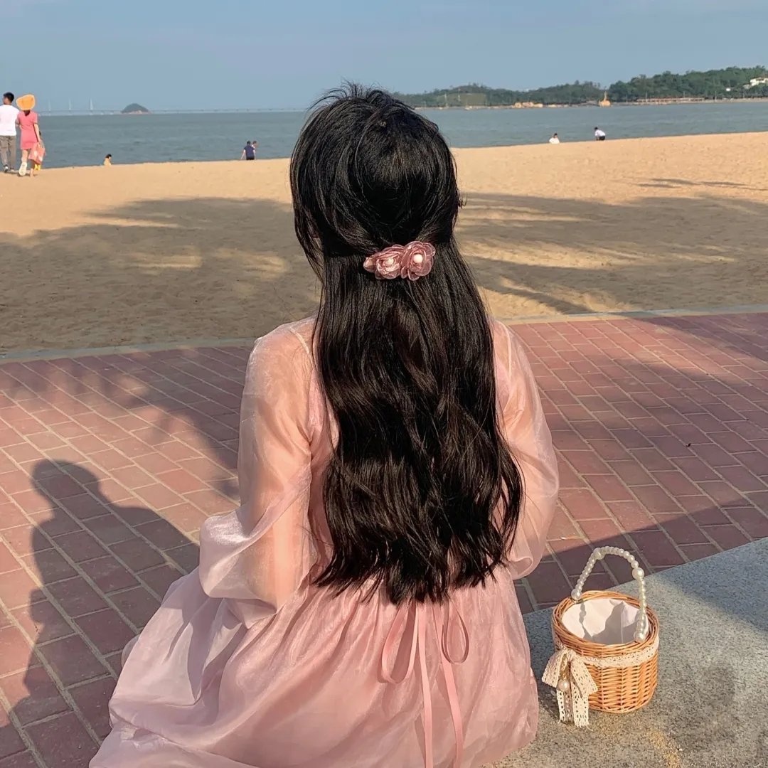 小城故事多